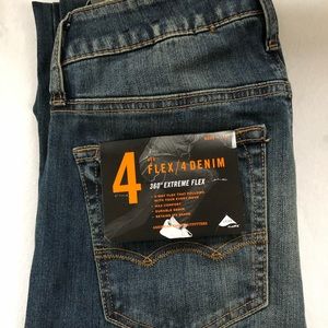 American Eagle men’s jeans